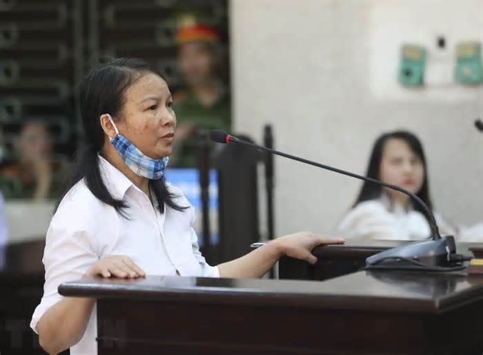 Xử phúc thẩm vụ nữ sinh giao gà ở Điện Biên: Gây rối trong phòng xử án