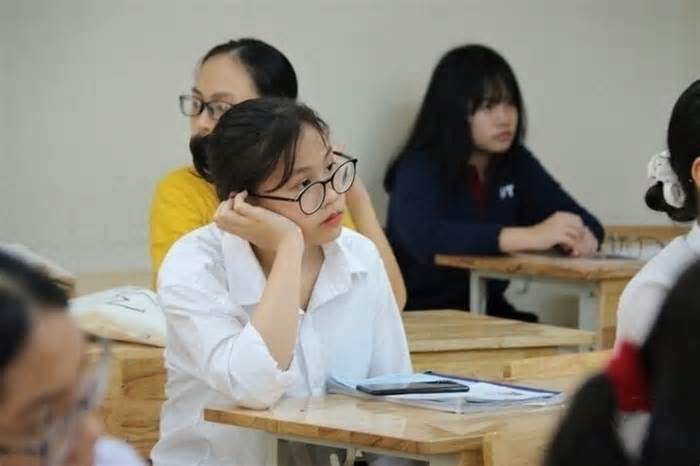 Nhiều trường tư ở Hà Nội tổ chức thi tuyển vào lớp 10
