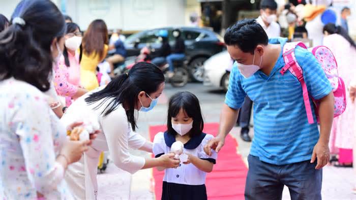 Sau vụ 'con té chấn thương': Phụ huynh - nhà trường kết nối tốt sẽ bớt bị lừa