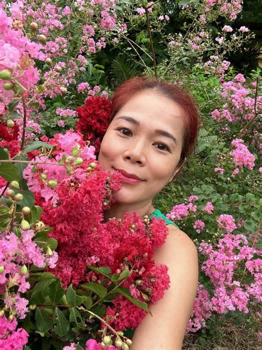 Khu vườn nghìn m2 ngập hoa trái của nữ đại gia showbiz Việt