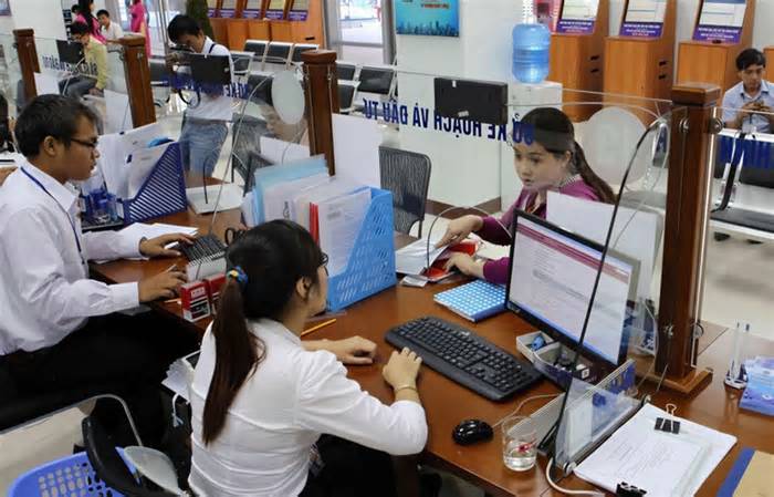 Chính thức: Cán bộ, công chức cấp xã hưởng phụ cấp bằng 55% mức lương