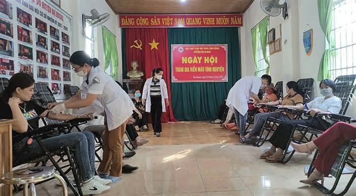 Lâm Đồng: Nhiều đoàn viên tham gia hiến máu tình nguyện