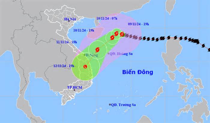 Bão số 7 tăng cấp trở lại sau gần hai ngày 'quần thảo' Biển Đông