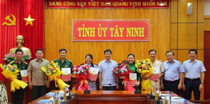 Ban Bí thư Trung ương Đảng chỉ định 5 cán bộ tham gia Ban chấp hành Đảng bộ tỉnh Tây Ninh