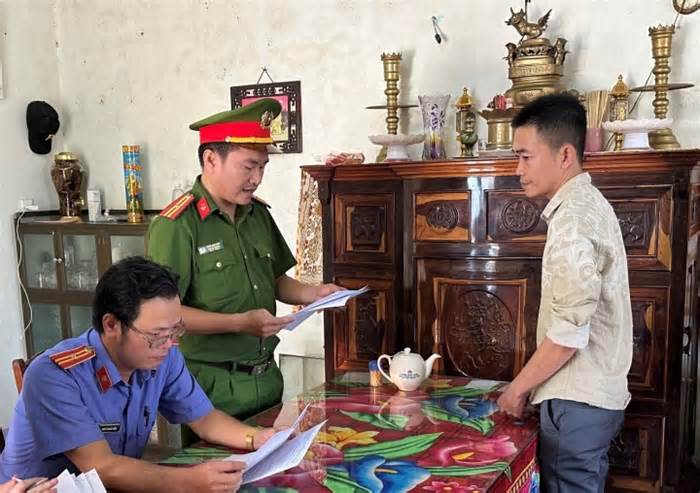 Tạm giam viên chức Văn phòng Đăng ký đất đai Quảng Ngãi