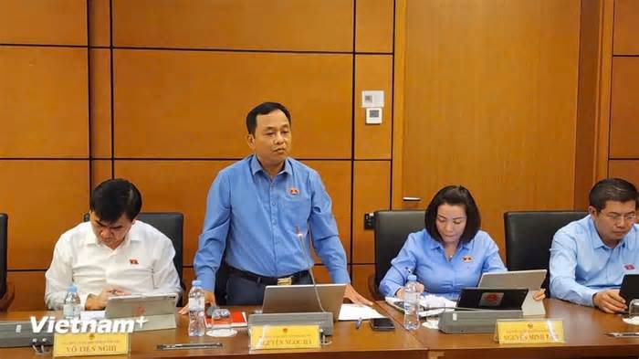 Đại biểu Quốc hội băn khoăn khả năng cân đối vốn 2 siêu dự án giao thông