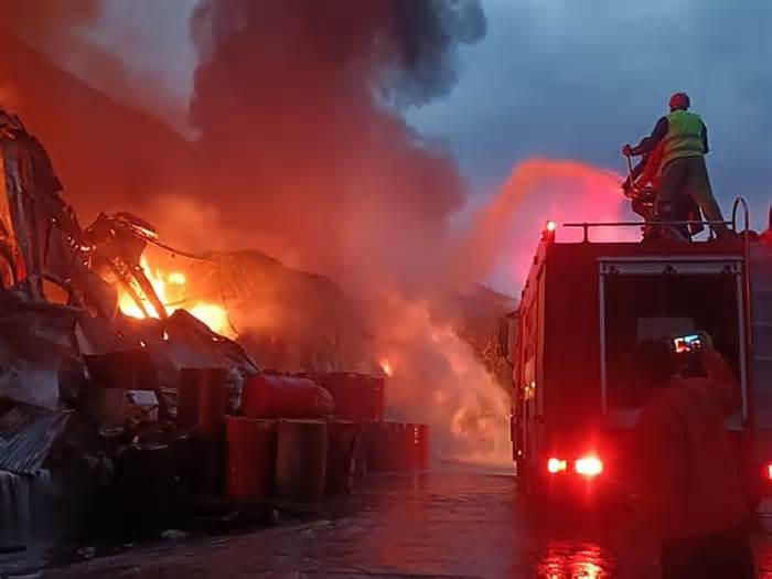 Hỏa hoạn thiêu rụi 40 ngôi nhà tại Philippines, 7 người thiệt mạng