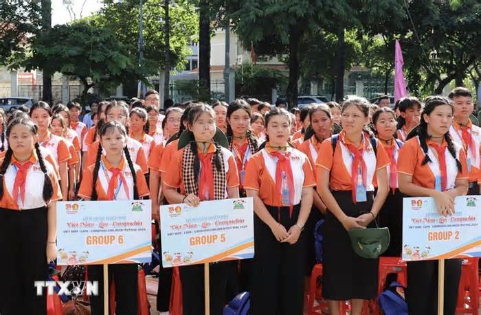 Khai mạc Liên hoan thiếu nhi Việt Nam-Lào-Campuchia năm 2024