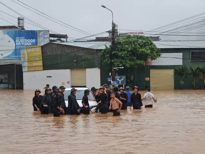 Miền Bắc mưa lớn, Thủ tướng yêu cầu rà soát ngay những nơi có nguy cơ ngập lụt, sạt lở đất