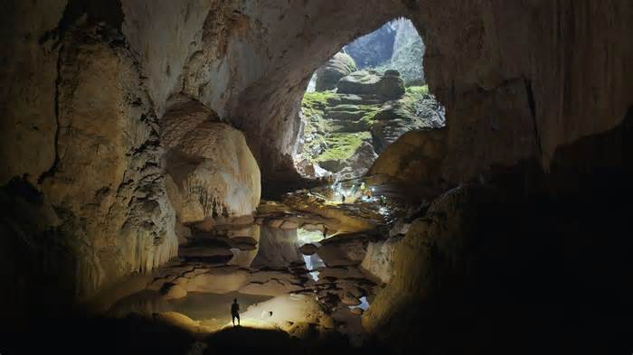 'A Crack in the Mountain' - phim truyền thông điệp bảo tồn Sơn Đoòng