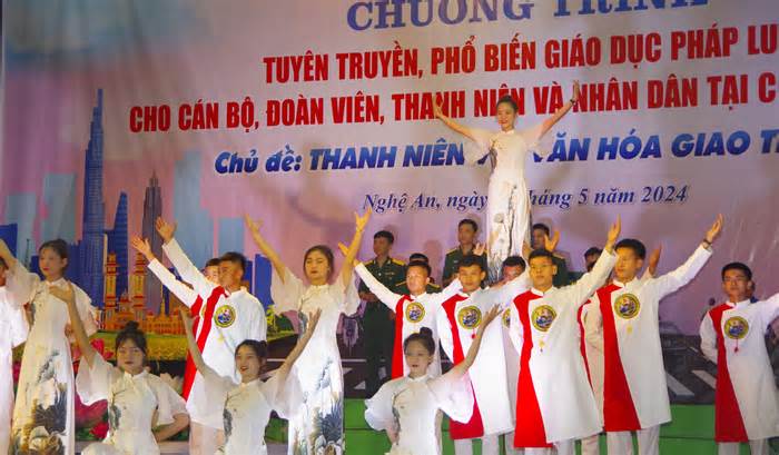 Giáo dục văn hóa giao thông cho thanh niên bằng mô hình mới, hấp dẫn