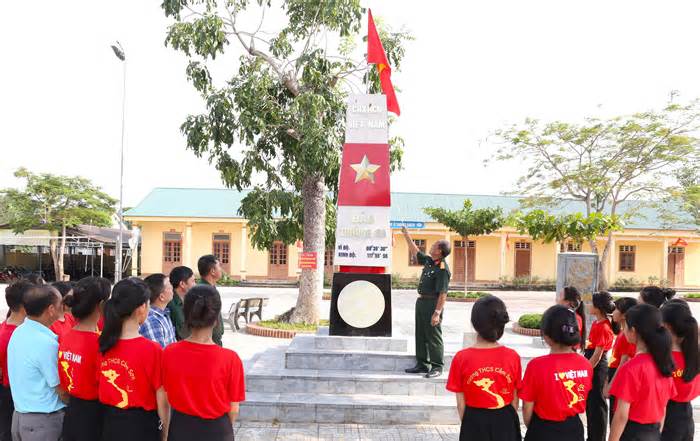 Lan tỏa tình yêu biên giới, biển đảo trong thế hệ trẻ