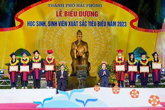 Hải Phòng biểu dương 132 học sinh sinh viên tiêu biểu năm 2023