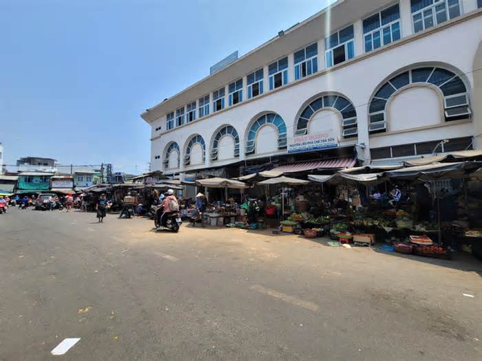 Nhóm cướp hàng lộng hành giữa ban ngày, tiểu thương chợ Đầm Nha Trang sợ hãi