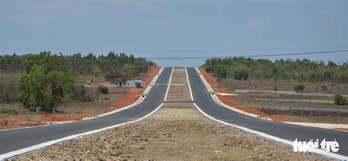 Vướng mặt bằng, dự án đường ven biển Bình Thuận lại lỗi hẹn