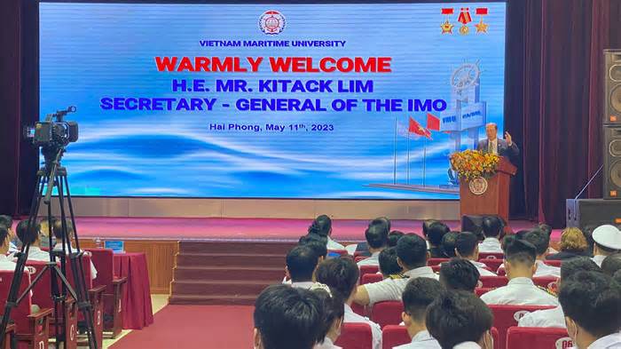 Tổng Thư ký tổ chức Hàng hải quốc tế làm việc với Đại học Hàng hải Việt Nam