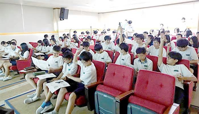Định hướng nghề nghiệp sao để học sinh Việt không còn loay hoay chọn ngành?