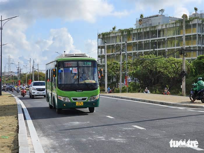 Thông xe đường Phạm Hữu Lầu, dân từ Nhà Bè đi quận 7 dễ dàng hơn