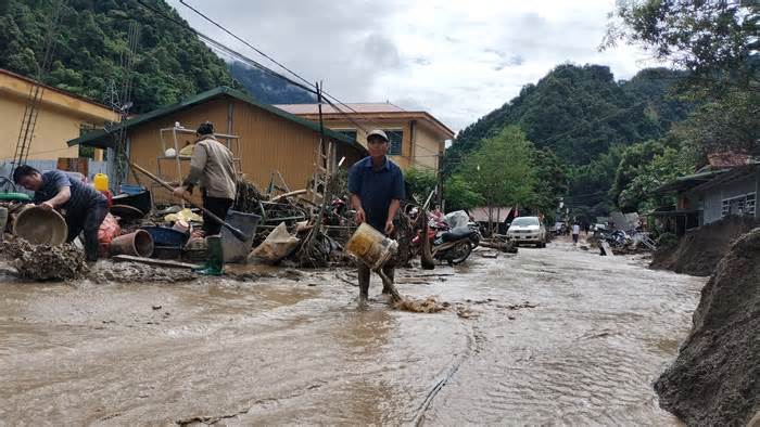 4 người chết, 189 ngôi nhà bị thiệt hại do mưa lũ tại Yên Bái