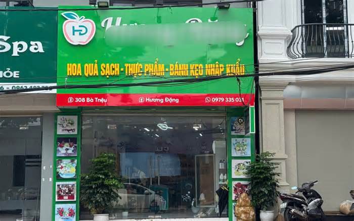 Vụ 3 chùm nho giá 4,5 triệu đồng: Cửa hàng mắc 2 vi phạm