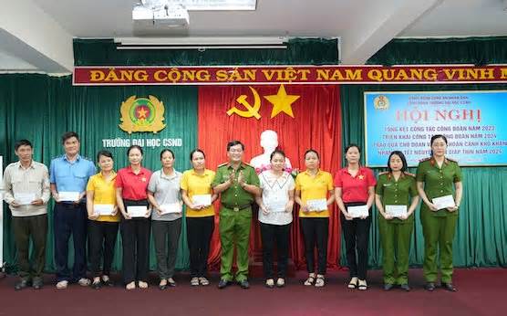 Công đoàn Trường Đại học Cảnh sát Nhân dân hỗ trợ 67 đoàn viên khó khăn