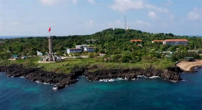 Huyện đảo Cồn Cỏ từ chối nhận hoa chúc mừng dịp 20 năm thành lập
