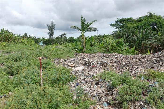 Chủ tịch Cần Thơ yêu cầu khẩn trương xử lý bãi rác 30.000 tấn chắn cao tốc Cần Thơ – Cà Mau