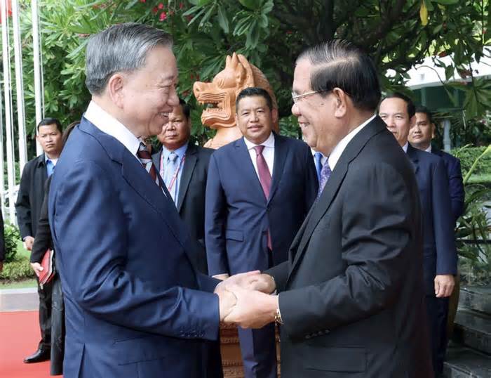 Không để thế lực thù địch xuyên tạc, chia rẽ tình hữu nghị Việt Nam - Campuchia
