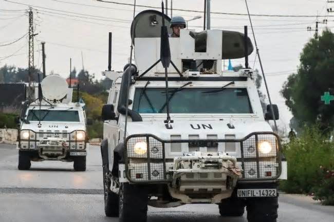 Israel tấn công lực lượng LHQ tại Lebanon: Mỹ ‘hoàn toàn, chắc chắn’ yêu cầu Israel dừng lại, Pháp nói về cách duy nhất để chấm dứt giao tranh