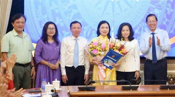 Bà Vũ Thị Huỳnh Mai làm chủ nhiệm Ủy ban về người Việt Nam ở nước ngoài TP.HCM