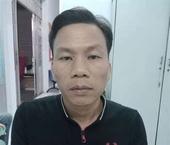 Rủ vào nhà nghỉ bất thành, người đàn ông vác dao đòi giết bạn gái