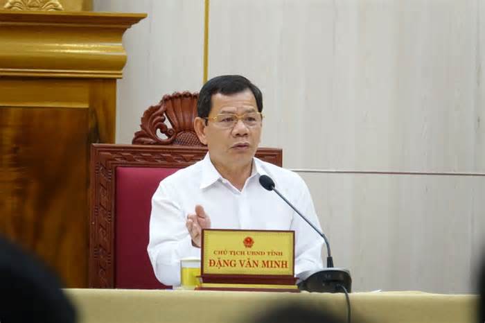 Ông Đặng Văn Minh bị bãi nhiệm chức chủ tịch UBND tỉnh Quảng Ngãi