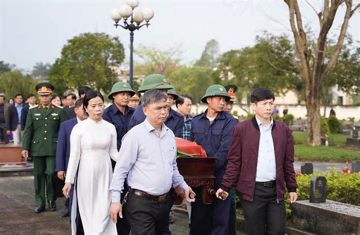 Thừa Thiên - Huế: Tổ chức truy điệu và an táng hài cốt liệt sĩ