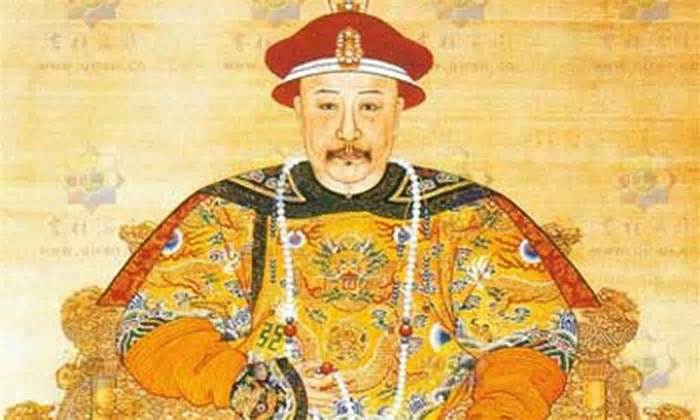 Hoàng đế Càn Long viết chữ gì khiến Hòa Thân “hồn xiêu phách lạc'?
