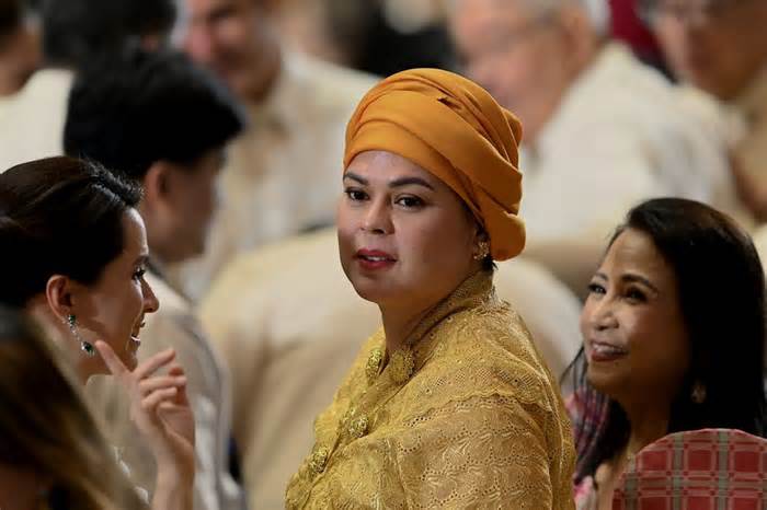 Con gái ông Duterte rời nội các của Tổng thống Philippines Marcos