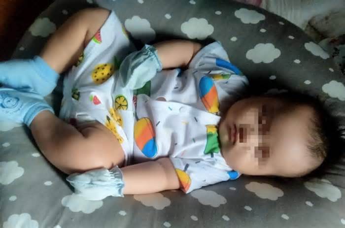 Bé trai 3 tháng tuổi bị bỏ rơi giữa đêm tối ở Thừa Thiên - Huế