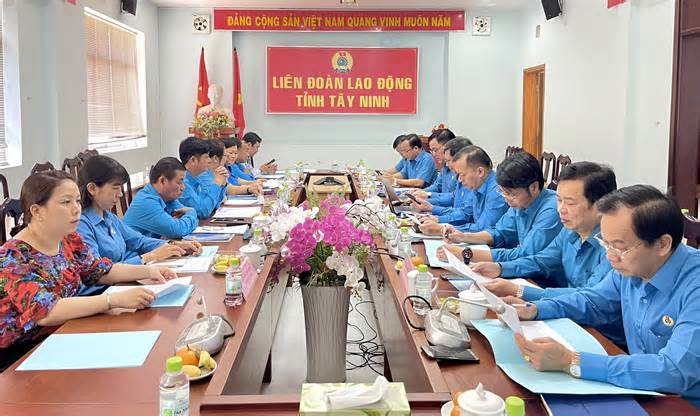 Liên đoàn Lao động tỉnh Bắc Giang thăm, học tập kinh nghiệm tại Tây Ninh