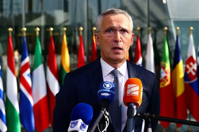 NATO lần thứ 4 gia hạn nhiệm kỳ Tổng thư ký