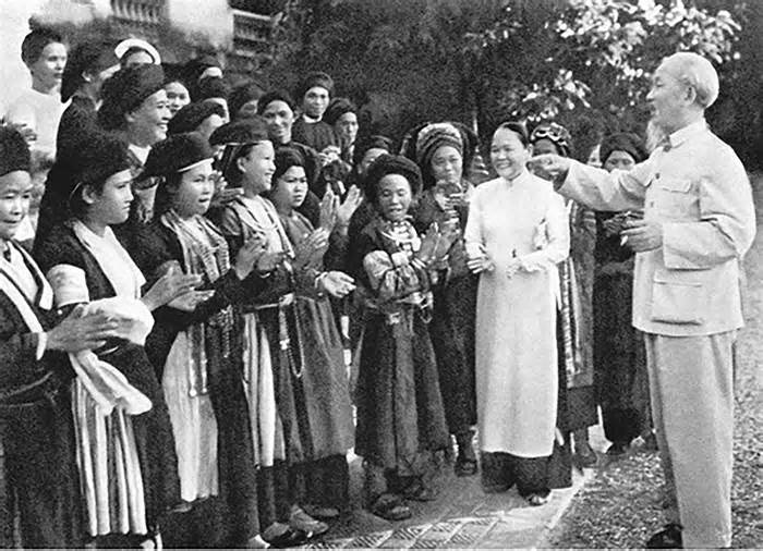 Giải phóng phụ nữ trong tư tưởng nhân văn của Chủ tịch Hồ Chí Minh