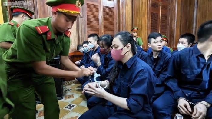 Xét xử nhóm giết Quân ‘xa lộ’: Chủ mưu Võ Thuỳ Linh lãnh 18 năm tù
