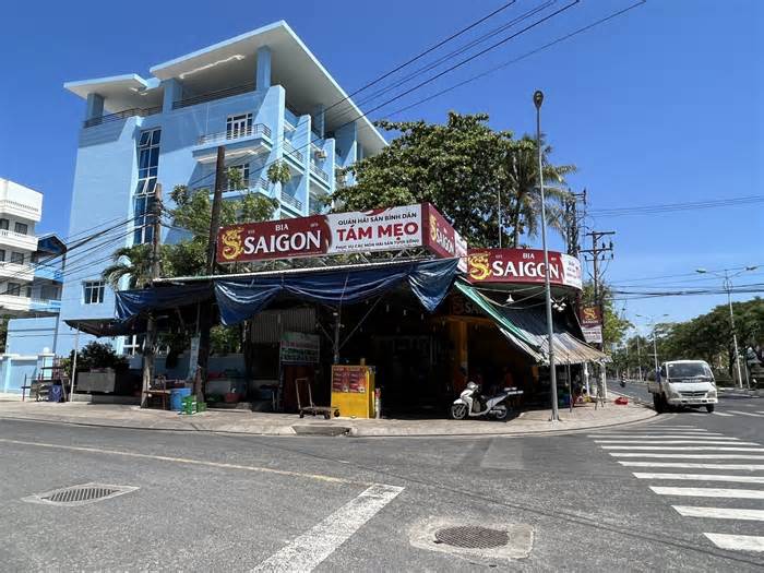 Công an Nha Trang triệu tập nhân viên quán hải sản hành hung du khách