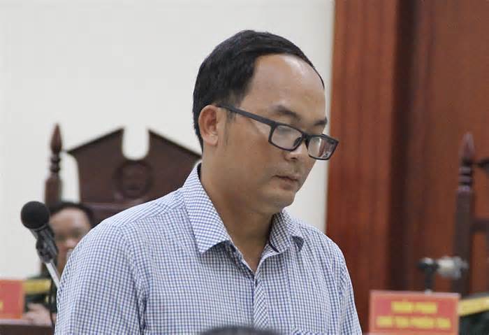 Tài xế tông chết nữ sinh Ninh Thuận lĩnh 14 tháng tù