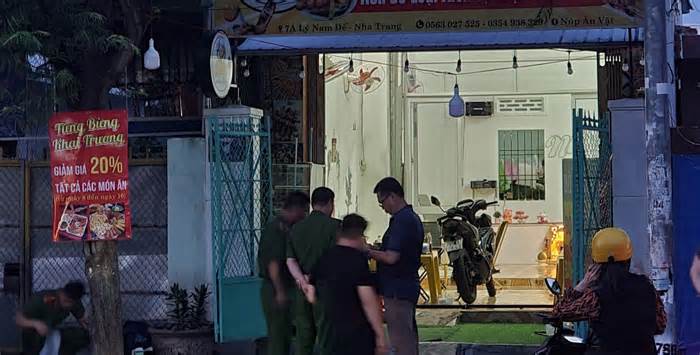 Chủ quán ăn vặt ở Nha Trang bị đâm tử vong tại quán