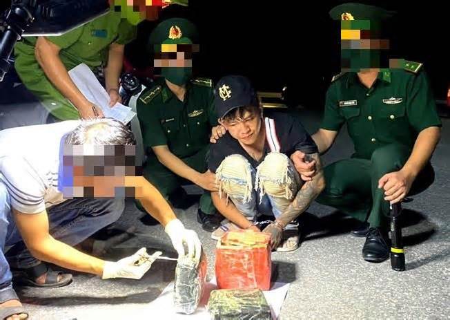 Thừa Thiên-Huế: Tử hình đối tượng vận chuyển gần 2kg ma túy