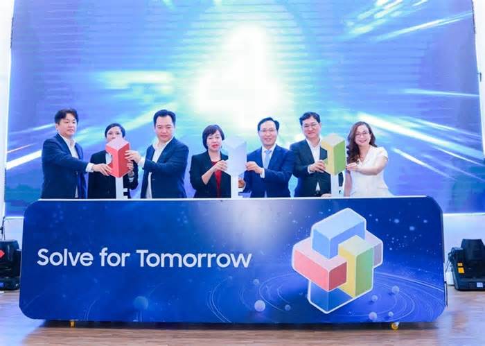 Phát động cuộc thi Solve for Tomorrow năm 2024 khu vực miền Trung