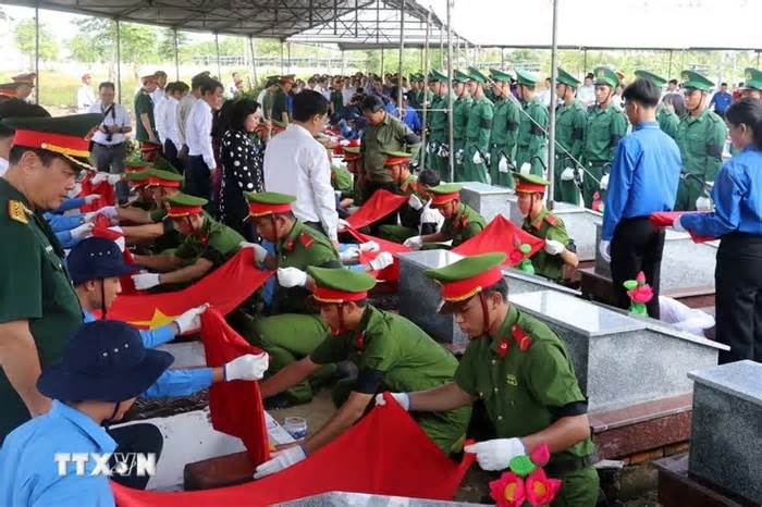 Ngày Thương binh-Liệt sỹ: Nỗ lực lớn trong quy tập, hồi hương hài cốt liệt sỹ