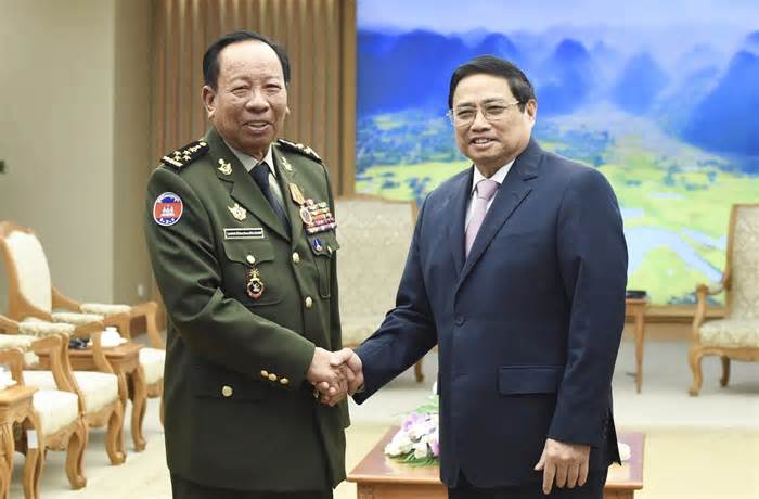 Thủ tướng Phạm Minh Chính tiếp Phó Thủ tướng, Bộ trưởng Quốc phòng Campuchia Tea Banh