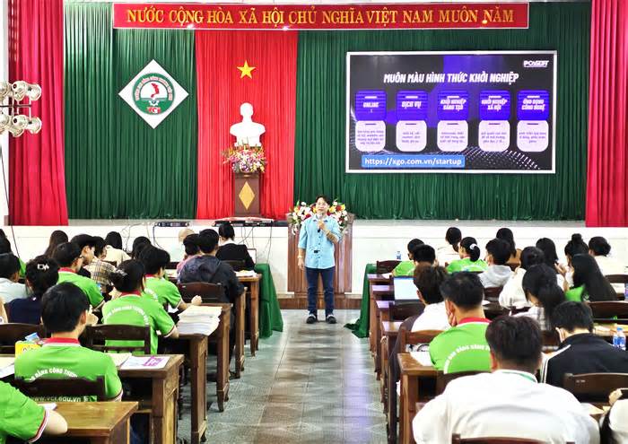 Khơi dậy cảm hứng khởi nghiệp cho học sinh sinh viên