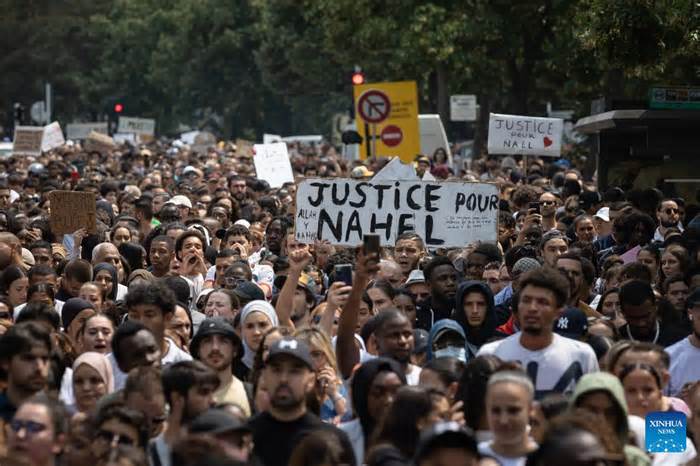 Bạo loạn tại Pháp: Làn sóng phẫn nộ khi cảnh sát bắn chết người
