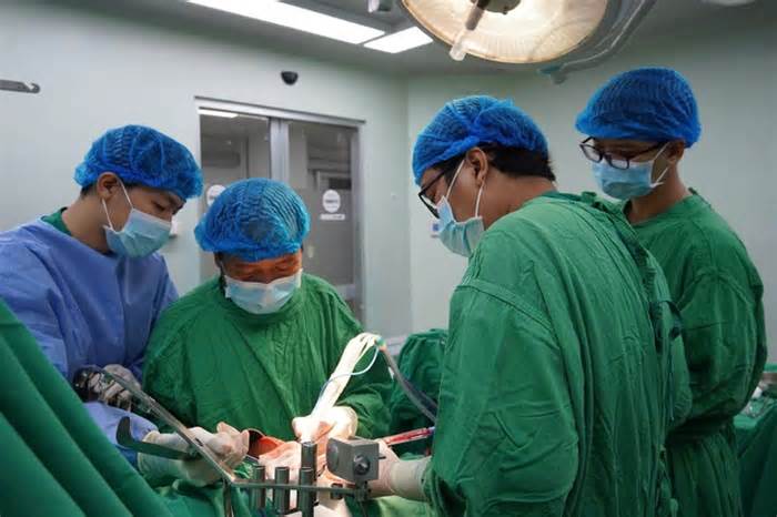 Lần đầu tiên thực hiện cắt gan bằng dao mổ siêu âm ở Đồng bằng sông Cửu Long